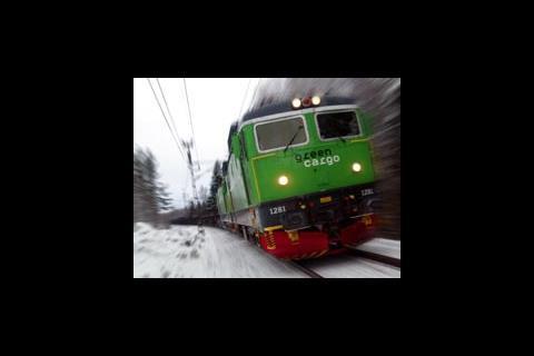 tn_se-greencargo-train_04.jpg